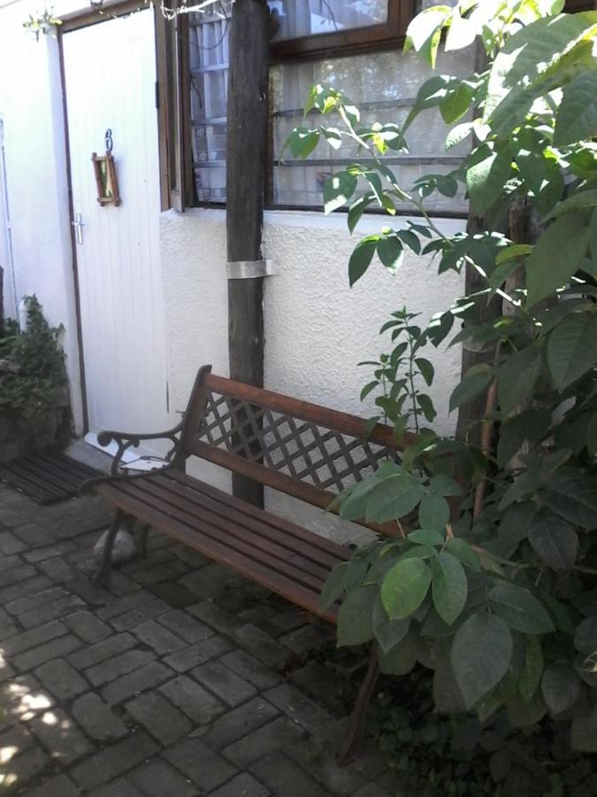 Self Catering Unit 6, Sandbaai Херманус Экстерьер фото
